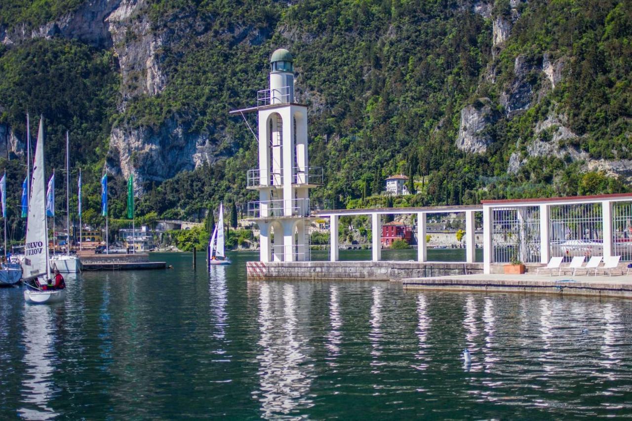 Casa Internazionale Appartement Riva del Garda Buitenkant foto